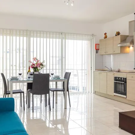 דירה The Pinnacle Fl2 Escape By Homely