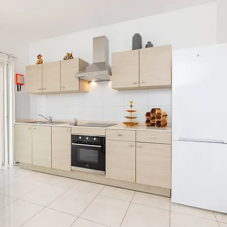 The Pinnacle Fl2 Escape By Homely Apartament *