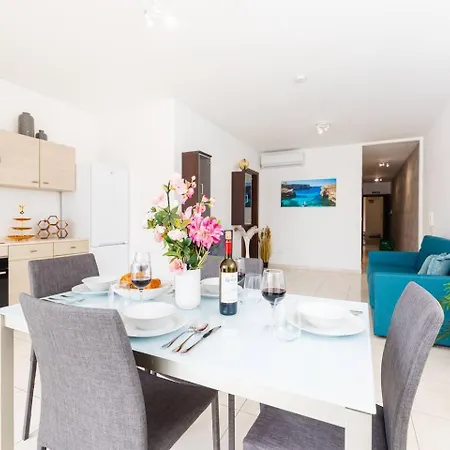 The Pinnacle Fl2 Escape By Homely Mellieħa