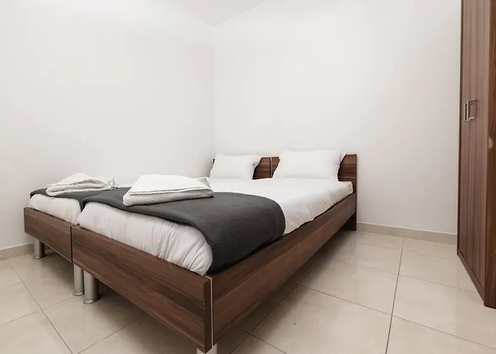 The Pinnacle Fl2 Escape By Homely Appartement