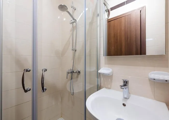 The Pinnacle Fl2 Escape By Homely